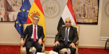 وزير العدل يوقع اتفاقيتين للمساعدة القضائية وتسليم المجرمين مع نظيره الإسباني