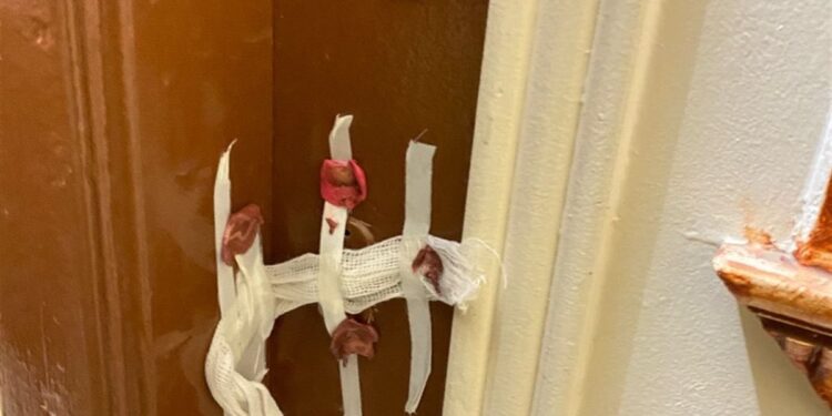 وزارة الصحة تغلق 7 عيادات تجميل وجلدية وليزر بالجيزة وسوهاج لمخالفة التراخيص