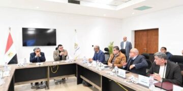 وزير الإسكان ومحافظ الدقهلية يتابعان موقف الخدمات بالمدينة