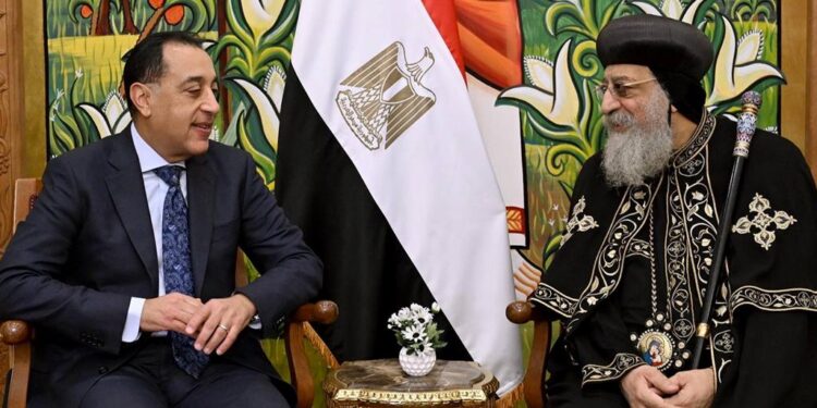 رئيس الوزراء يهنئ قداسة البابا تواضروس الثاني بعيد الميلاد المجيد