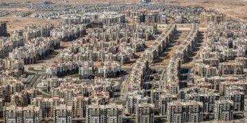 المالية: 1.5 مليون وحدة ستخضع للضريبة العقارية