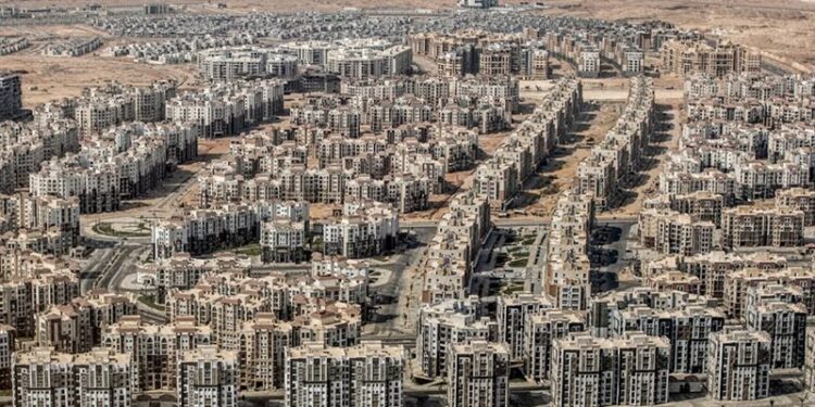 المالية: 1.5 مليون وحدة ستخضع للضريبة العقارية