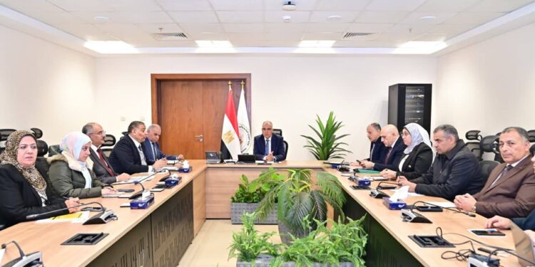 وزير الري يتابع الموقف التحصيلي لمستحقات الوزارة المالية خلال النصف الأول من العام المالي ٢٠٢٥ / ٢٠٢٦