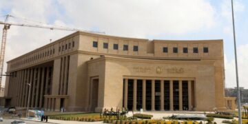 تعطيل العمل بالبنوك الأربعاء 7 يناير بمناسبة عيد الميلاد المجيد