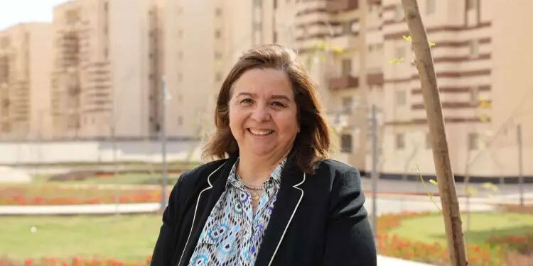 مي عبد الحميد تكشف: 70 طلبًا حتى الآن للاستفادة من نظام تسوية وحدات الإسكان
