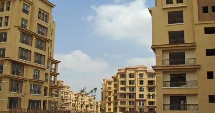 أسعار العقارات في 2026 هل تنخفض أم ترتفع؟.. خبير يجيب