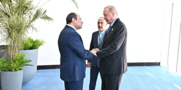 قمة مصرية–تركية بالقاهرة بين الرئيس السيسي ونظيره أردوغان