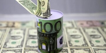 أسعار الدولار في مصر اليوم الإثنين