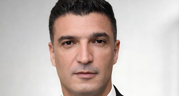 الصناعة تنفي التصريحات المنسوبة لوزير الصناعة بشأن المصانع المتعثرة والمصانع الجاري إنشاؤها والمغلقة