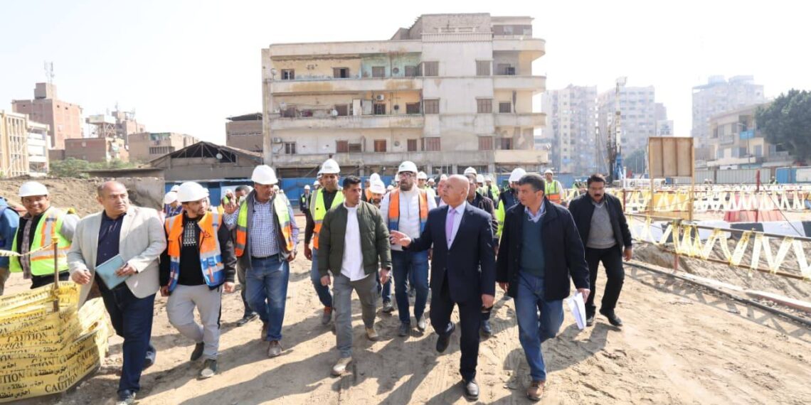 وزير النقل يتفقد محطة الملك الصالح بمشروع المرحلة الأولى للخط الرابع للمترو