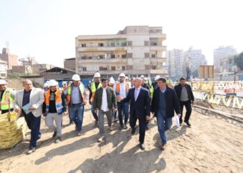وزير النقل يتفقد محطة الملك الصالح بمشروع المرحلة الأولى للخط الرابع للمترو