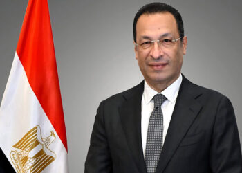 وزير الاتصالات يغادر إلى الهند للمشاركة في قمة تأثير الذكاء الاصطناعي AI Impact Summit 2026