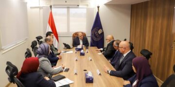 رئيس هيئة الدواء يعقد اجتماعاً مع شركة صاني فارماسيوتيكال لتعزيز التصدير الدوائي