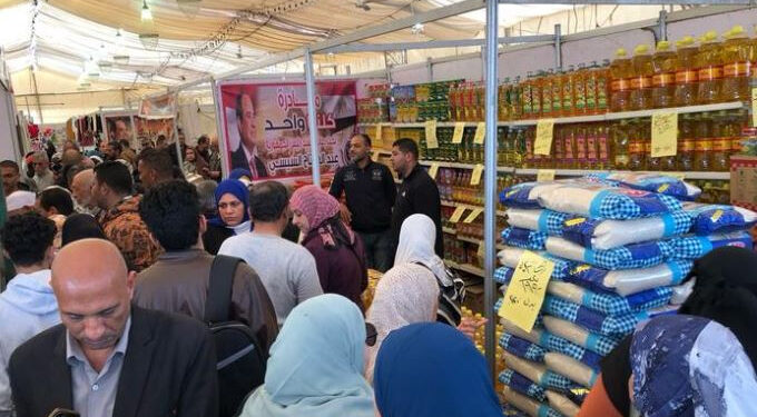«أهلاً رمضان» بالقليوبية.. وكيل «التموين»: 62 فرعًا للسلاسل التجارية بتخفيضات تصل إلى 25%
