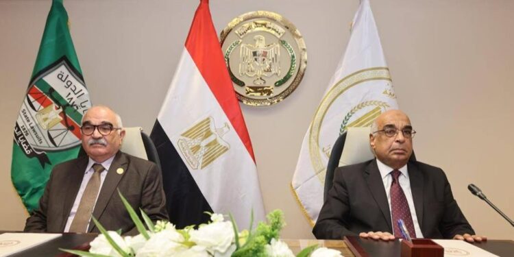 أعضاء النيابة الإدارية وأعضاء هيئة قضايا الدولة الجُدد يؤدون اليمين القانونية أمام وزير العدل 