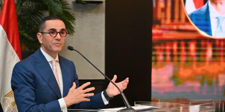 وزير الاستثمار يفتتح منتدى الأعمال المصري الألماني ويؤكد: مصر بوابة صناعية تنافسية للشركات الألمانية