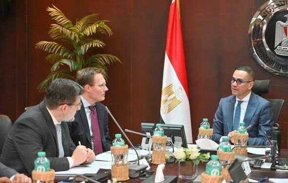 وزير الاستثمار يلتقي ممثلي وكالة موديز للتصنيف الائتماني لاستعراض تطورات الاقتصاد المصري