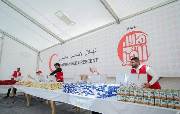 وزيرة التضامن: المطبخ الإنساني الرمضاني للهلال الأحمر المصري يقدم مليون وجبة للأشقاء الفلسطينيين في غزة