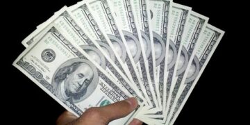 أسعار الدولار في مصر اليوم الجمعة