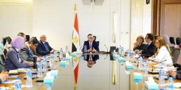 وزير التخطيط يُعقد اجتماعًا لمتابعة الخطة السنوية وخطة المدى المتوسط وفق قانون التخطيط الجديد