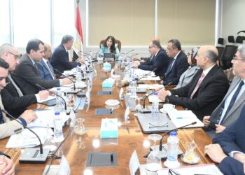 وزيرة الإسكان تتابع موقف تنفيذ المشروعات ضمن مبادرة “حياة كريمة “بعددٍ من المحافظات