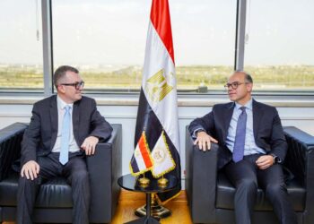 وزيرا التخطيط والاستثمار يبحثان تحديث آليات قياس الادخار القومي ورفع جودة البيانات الاقتصادية