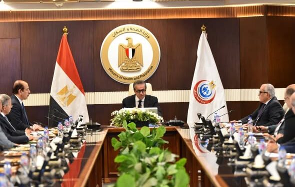 وزير الصحة يترأس الاجتماع رقم 214 لمجلس إدارة الهيئة العامة للتأمين الصحي
