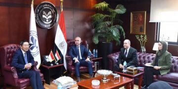 الهيئة العامة للاستثمار تبحث مع سفير سنغافورة تعزيز التعاون الاستثماري المشترك