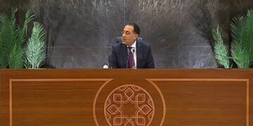 رئيس الوزراء يستعرض تقرير الموقف التنفيذي لمبادرة الرئيس لإنهاء قوائم انتظار العمليات