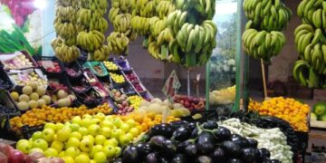 أسعار الخضار والفاكهة في الأسواق اليوم السبت