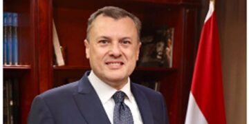 أحمد عيسى رئيسًا تنفيذيًا لـ بنك أبوظبي الأول مصر خلفًا لـ عباس فايد