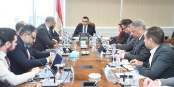 وزير الإسكان يتابع الإجراءات المتخذة لتدشين منصة تصدير العقار