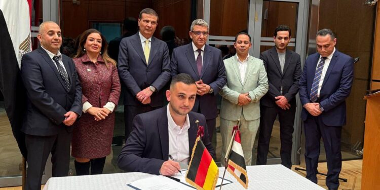 وزير الزراعة يشارك في تدشين مجلس الصادرات المصرية بشمال ألمانيا