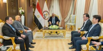 وزير الدولة للإنتاج الحربي يستقبل وفد شركة “Hanwha” الكورية الجنوبية