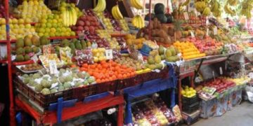 أسعار الخضار والفاكهة في الأسواق اليوم الإثنين
