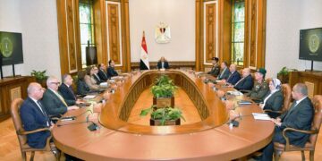 الرئيس السيسي يجتمع مع مجلس أمناء الأكاديمية الوطنية لتدريب وتأهيل الشباب