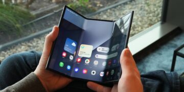 سامسونج تتيح تجربة Galaxy Z TriFold في متاجر بأمريكا قبل الإطلاق