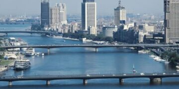 الطقس غدا دافئ نهارا بارد ليلا ورياح وأتربة والصغرى بالقاهرة 14 درجة