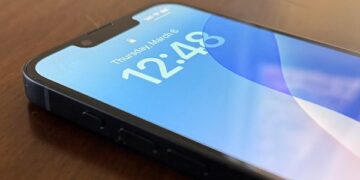 أبل تجهز حزمة تحديثات لأجهزة ماك بوك وآيباد وآيفون 17e