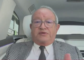 نجيب ساويرس: المطورون يقلّصون مساحة الوحدات السكنية لمواجهة تراجع القدرة الشرائية