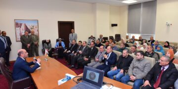 وزير العمل يشهد تسليم أجهزة “تابلت” لمفتشي العمل بمحافظتي المنوفية والدقهلية