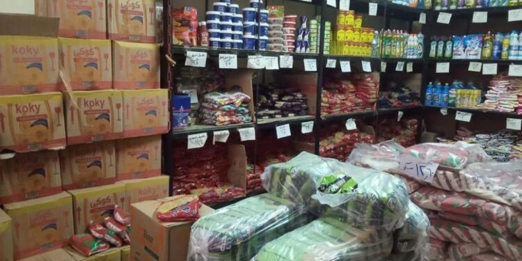 المركز الإعلامي لمجلس الوزراء يوضح حقيقة نقص السلع التموينية تزامنًا مع صرف منحة التموين الإضافية