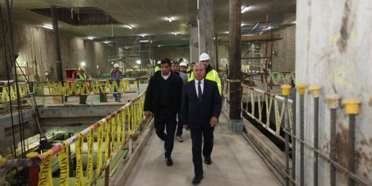 وزير النقل يتابع تقدم تنفيذ محطة الملك الصالح ضمن مشروع الخط الرابع لمترو الأنفاق