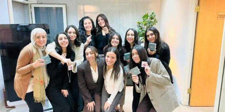 البنك العربي الأفريقي يكرّم كوادره النسائية احتفالًا باليوم العالمي للمرأة