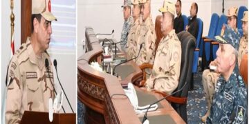 وزير الدفاع يلتقى مقاتلى القوات البحرية والمنطقة الشمالية العسكرية ويشاركهم تناول وجبة الإفطار