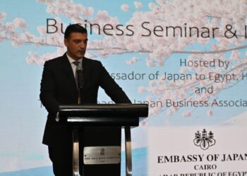 وزير الصناعة يستعرض مجالات التعاون الحالية والفرص الاستثمارية المتاحة بين مصر واليابان