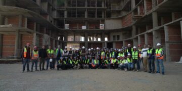 رادكس للتطوير العقاري تستقبل طلاب هندسة جامعة UH في زيارة ميدانية لمشروع “Agile” بالعاصمة الإدارية