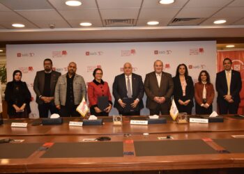 بنكsaib  يوقع بروتوكول تعاون مع بنك الكساء المصرى لتمويل مشروع «المختبر الصغير»