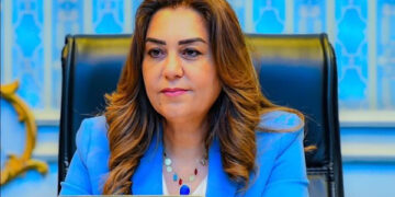 وزيرة التنمية تتابع جهود مركز الشبكة الوطنية للطوارئ في التعامل مع مخلفات وإشغالات بمنطقة اللبيني بالجيزة