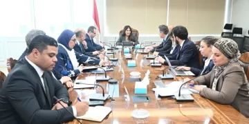 وزيرة الإسكان تبحث مع المدير الإقليمي لمنطقة جنوب وشرق المتوسط بالبنك الأوروبي لإعادة الإعمار والتنمية